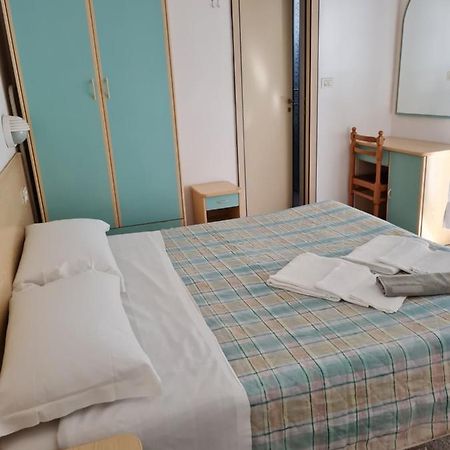 Hotel Marconi Miramare Rimini Exteriér fotografie