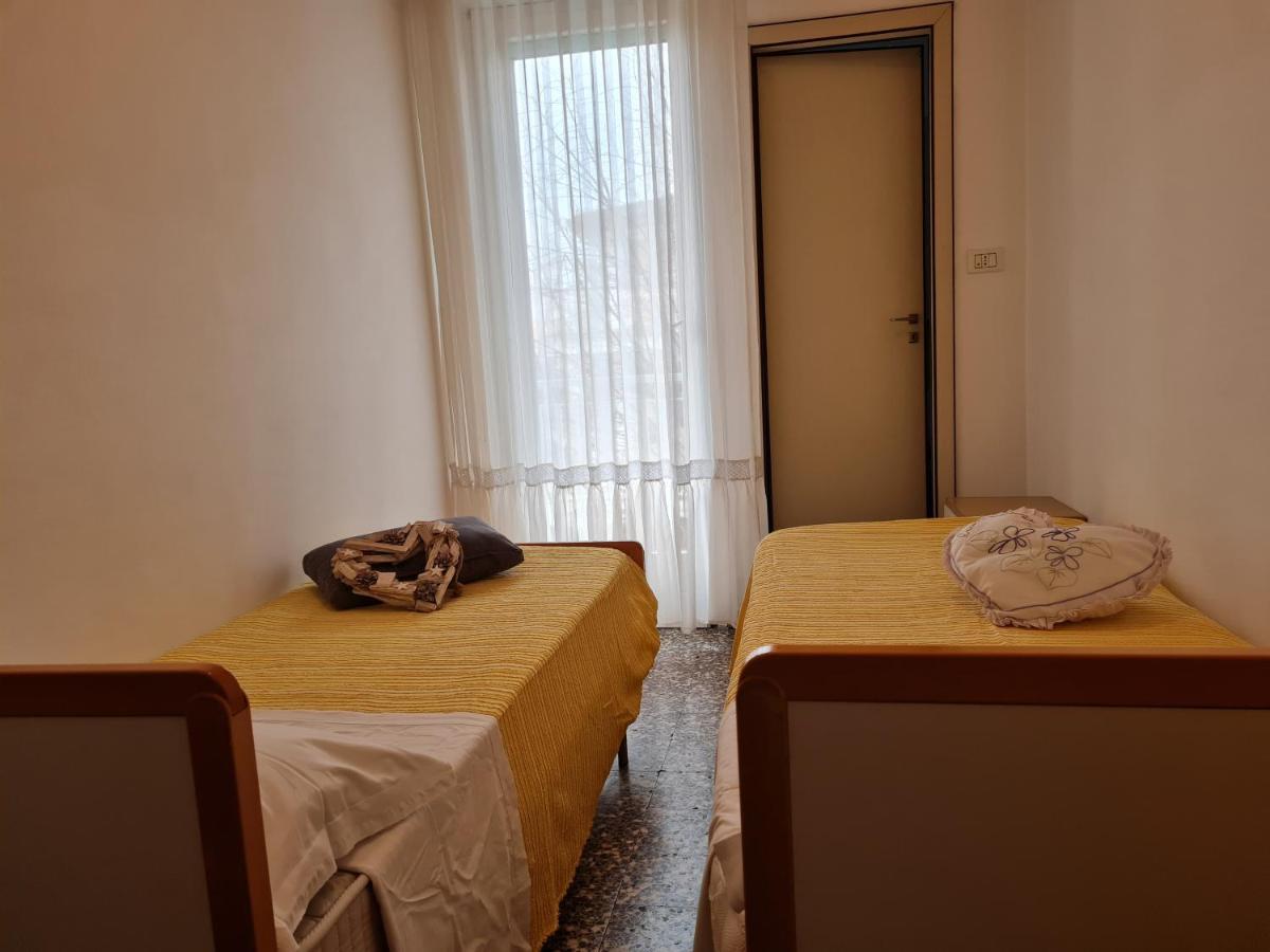 Hotel Marconi Miramare Rimini Exteriér fotografie