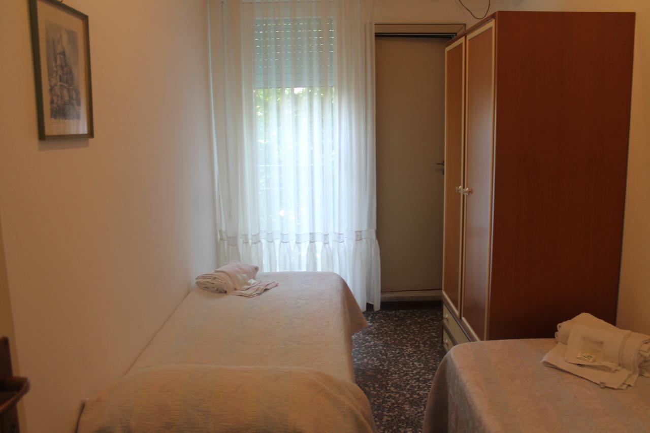 Hotel Marconi Miramare Rimini Exteriér fotografie
